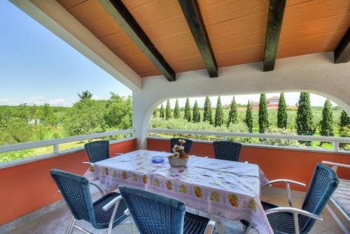 Apartments Sonja Zambratija Hotel in Istria County