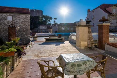 Deluxe Rooms with a terrace view at Old City Gate Hotel in Dubrovnik