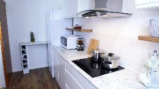 FREE parking, 1 Bedroom Apartment near Tattersalls Hotel in Forest Heath District