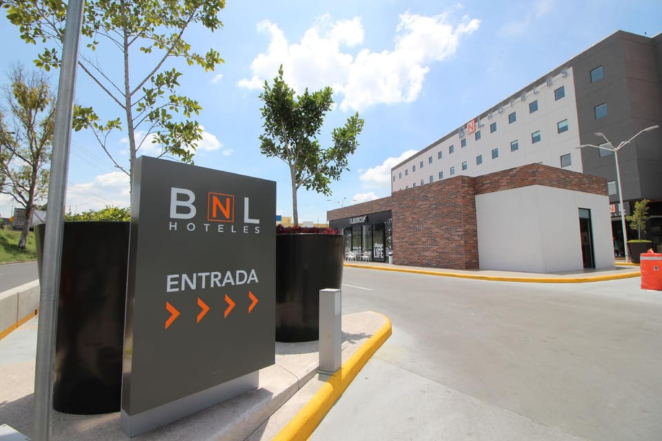 Bnl Hoteles Queretaro Hotel in Santiago de Queretaro