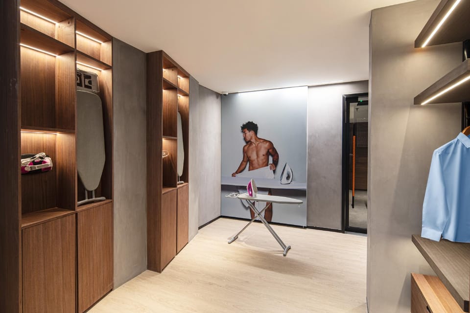 Moxy Xi'an Beilin Hotel in Xian