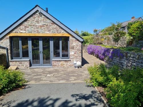 Camden Lodge B&B and Cottage Brecon Hotel in Brecon