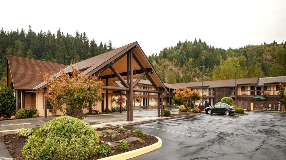 Oakridge Inn & Suites Hotel in Oregon
