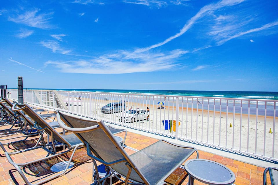 Beach House Inn with POOL & Hot Tub Hotel in Florida