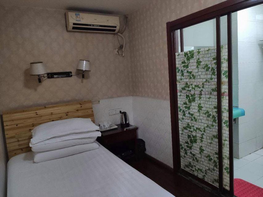 Luansheng Hostel Hotel in Nanjing