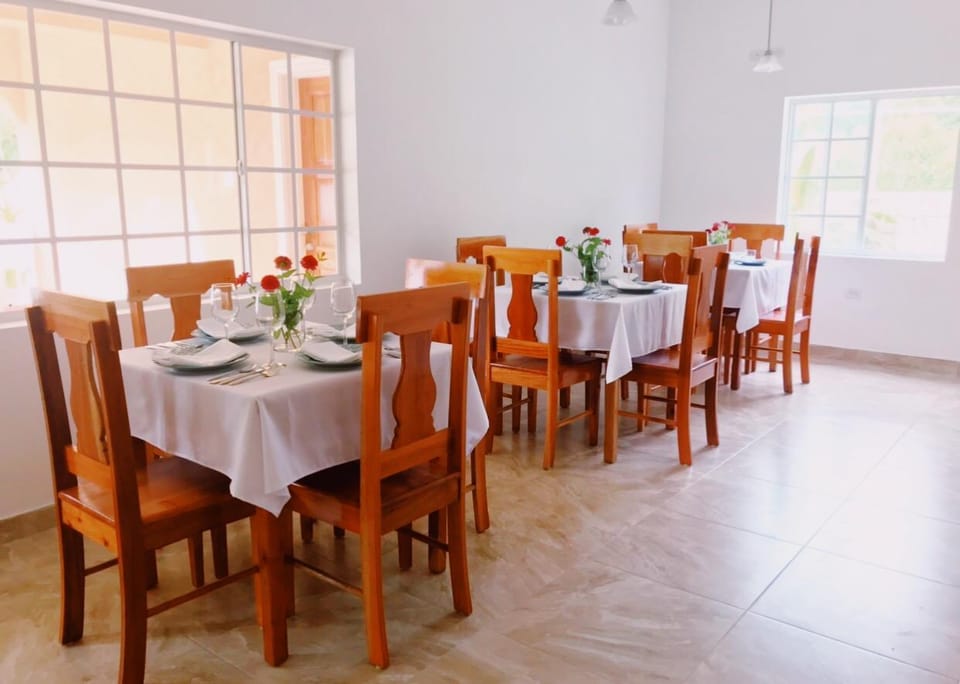 Sommerville Resorts Hotel in West End