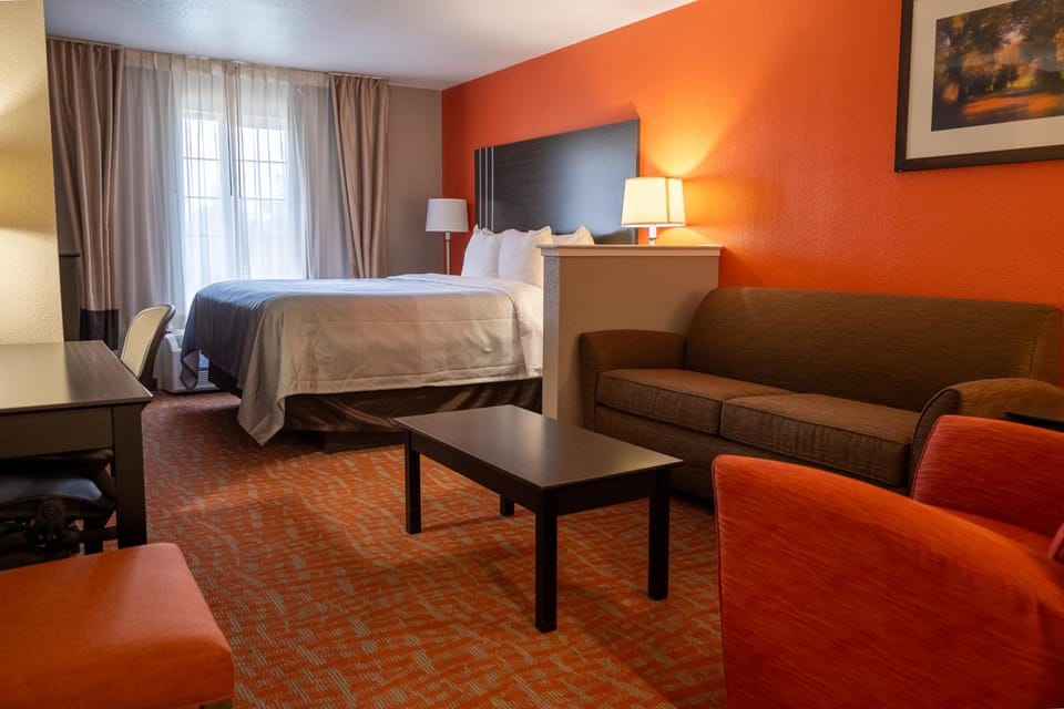 Quality Inn & Suites Fresno Northwest Hotel in Fresno