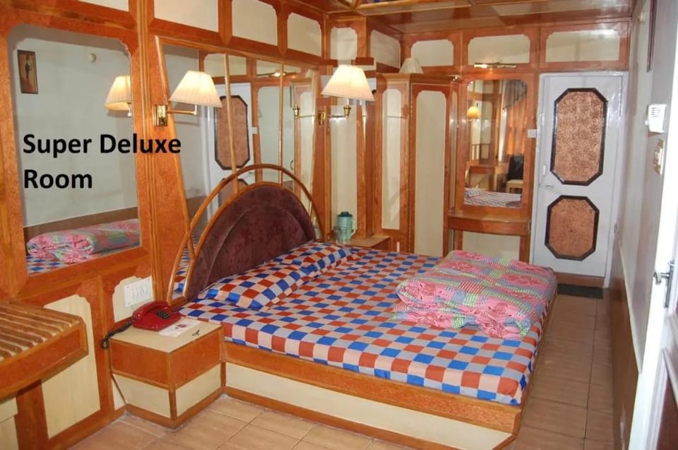Hotel Gulmarg Regency Hotel in Shimla