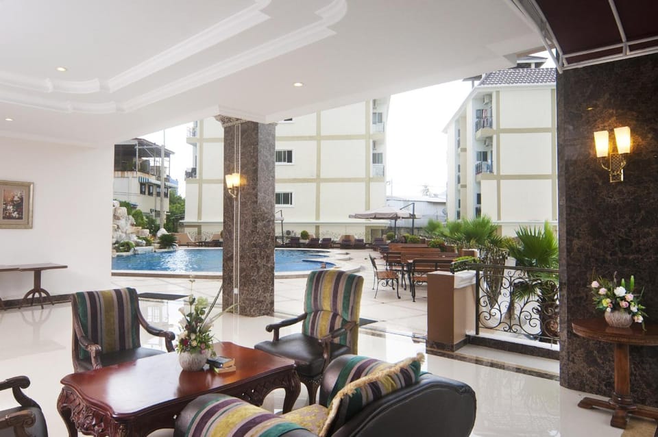 LK Grand Living Place Hotel in Pattaya City