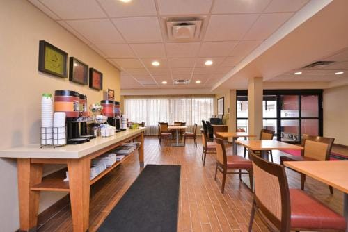 McKnight Hotel Hotel in Allegheny River