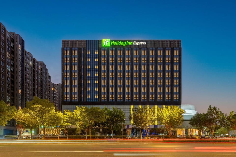 Holiday Inn Express Shanghai Jinsha By IHG Hotel in Shanghai