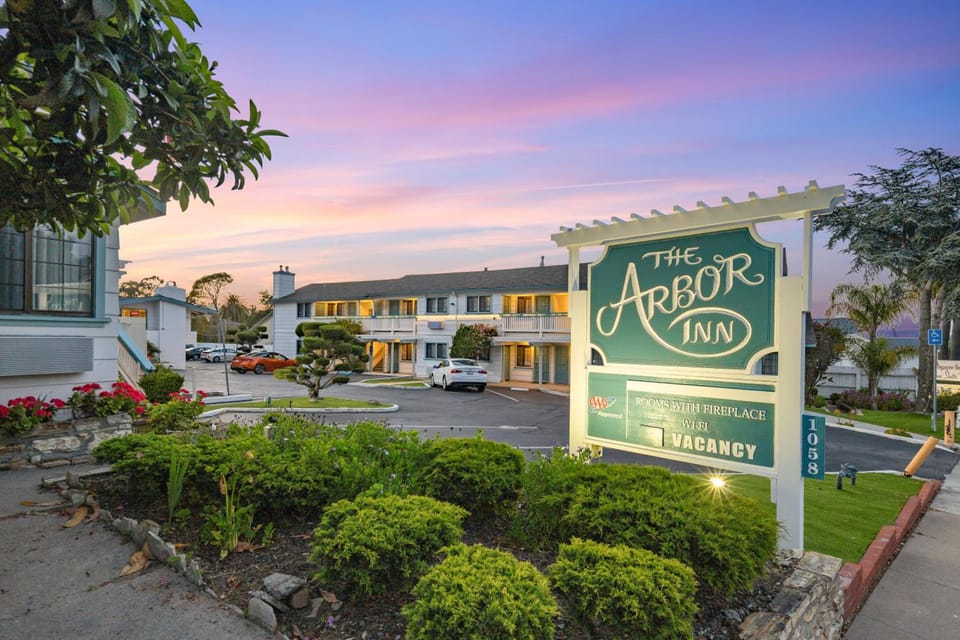 Arbor Inn Monterey Motel in Monterey