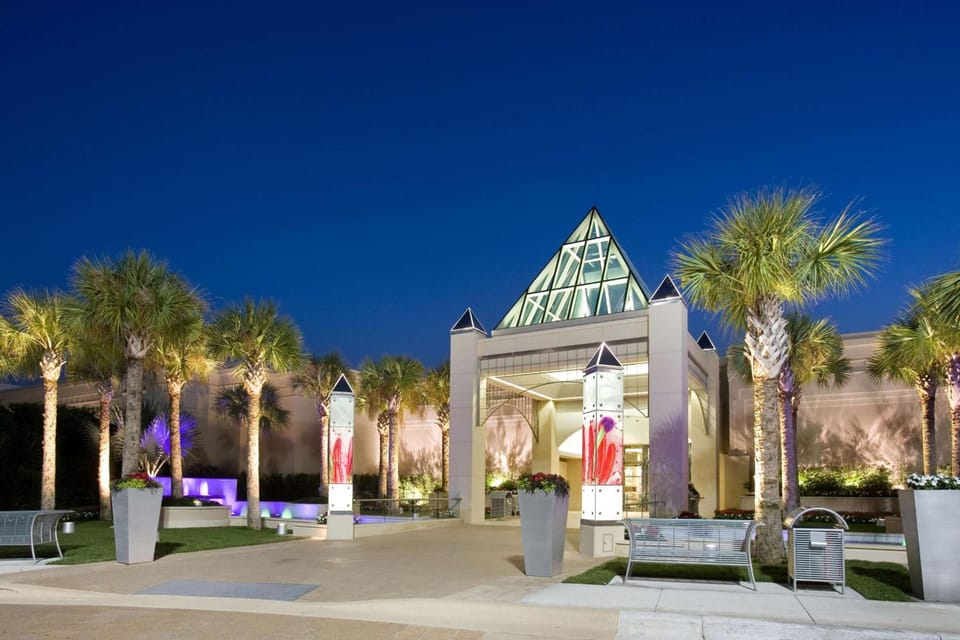 Hilton Palm Beach PBI Hotel in West Palm Beach