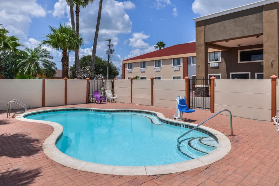 Express Inn Weslaco/Mercedes Hotel in Weslaco