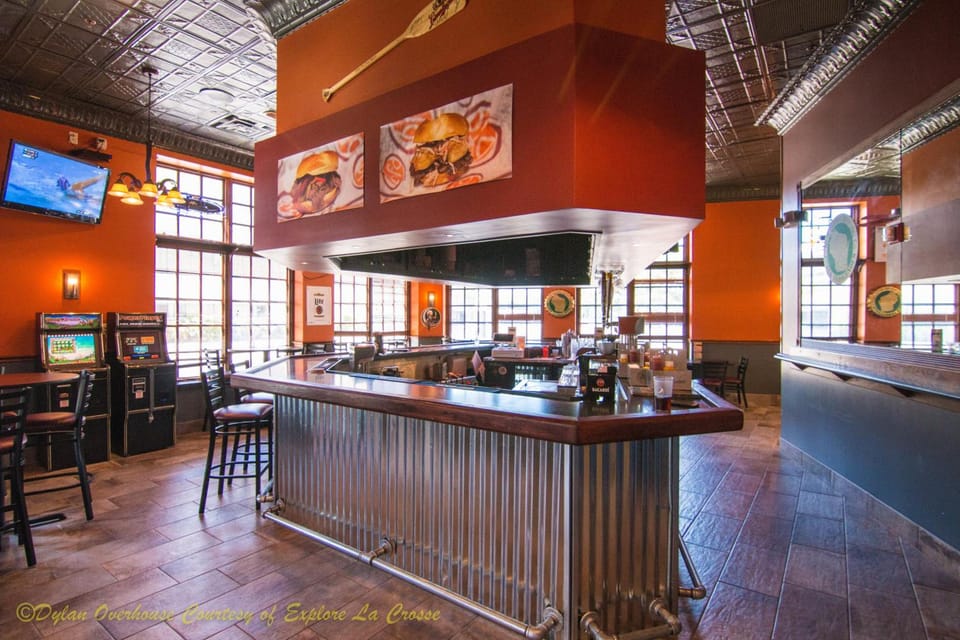 Pearl Street Hotel Hotel in La Crosse