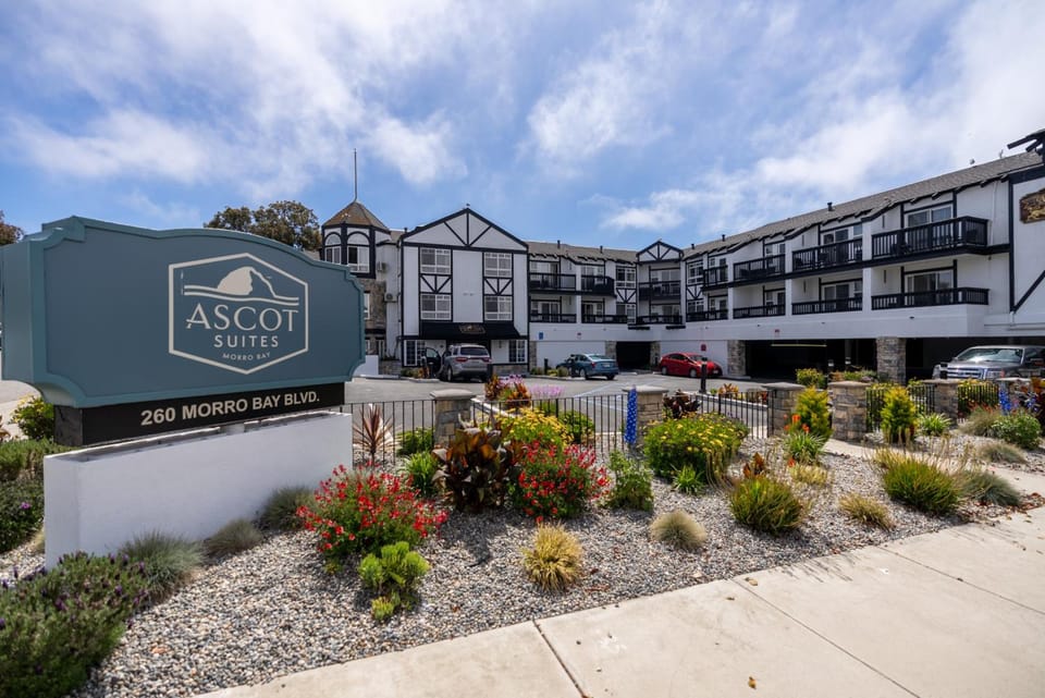 Ascot Suites Morro Bay Hotel in Morro Bay