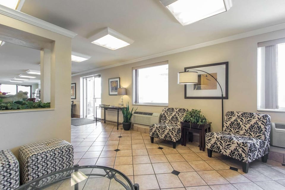 Greenstay Hotel Joplin Missouri Hotel in Joplin