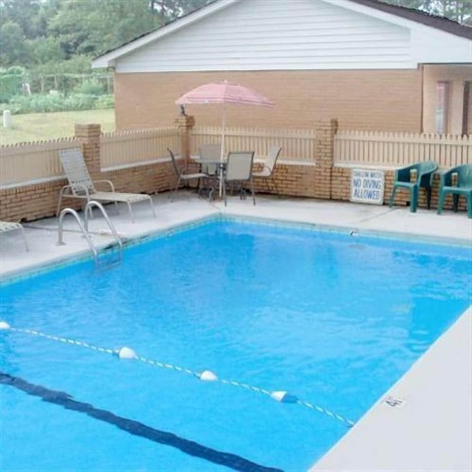 Eagle Inn Sumter Motel in Sumter