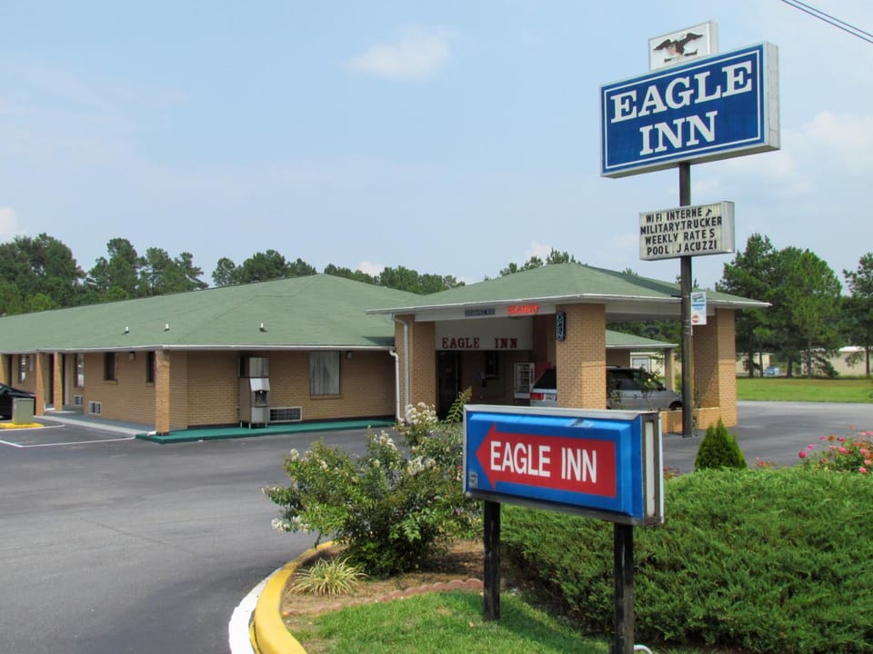 Eagle Inn Sumter Motel in Sumter