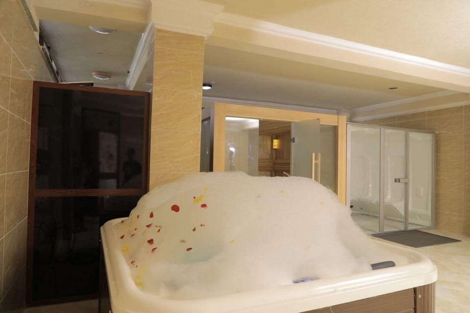 Roseau Hotel And Spa  Hotel in Ethiopia