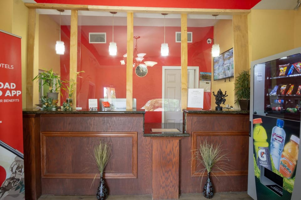 Woodridge Inn and Suites Hotel in Ozark Mountains