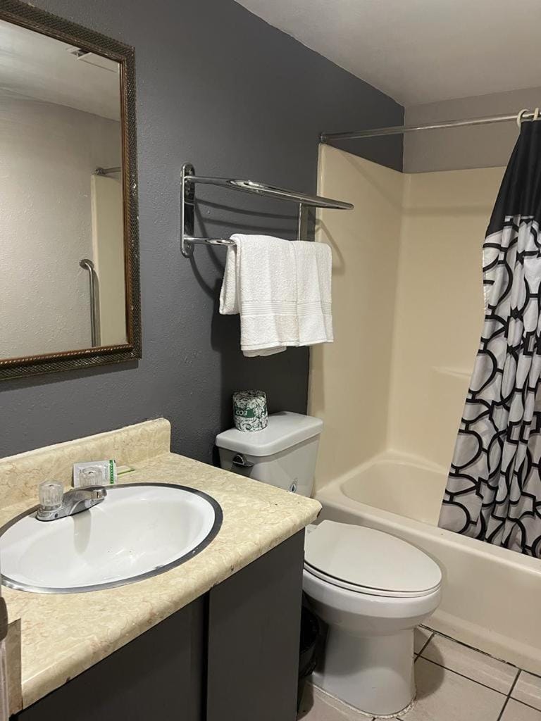Goldstar Inn Inn in Sylmar
