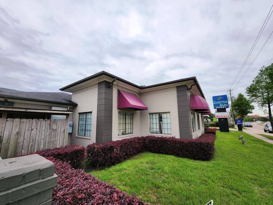 Express Inn Hobby Airport Motel in Harris County