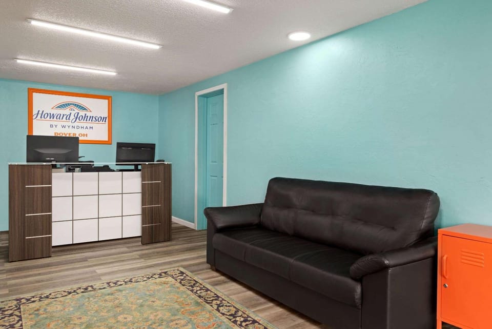 Dover Inn and Suites Hotel in Ohio
