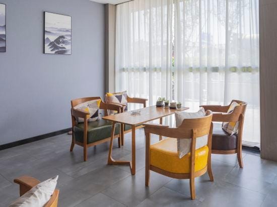 Sailing fashion Hotel Hotel in Zhejiang