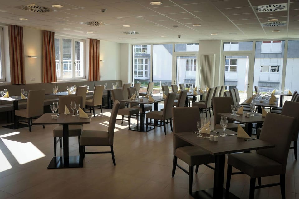 Sporthotel TREFF PUNKT Hotel in Wiesbaden