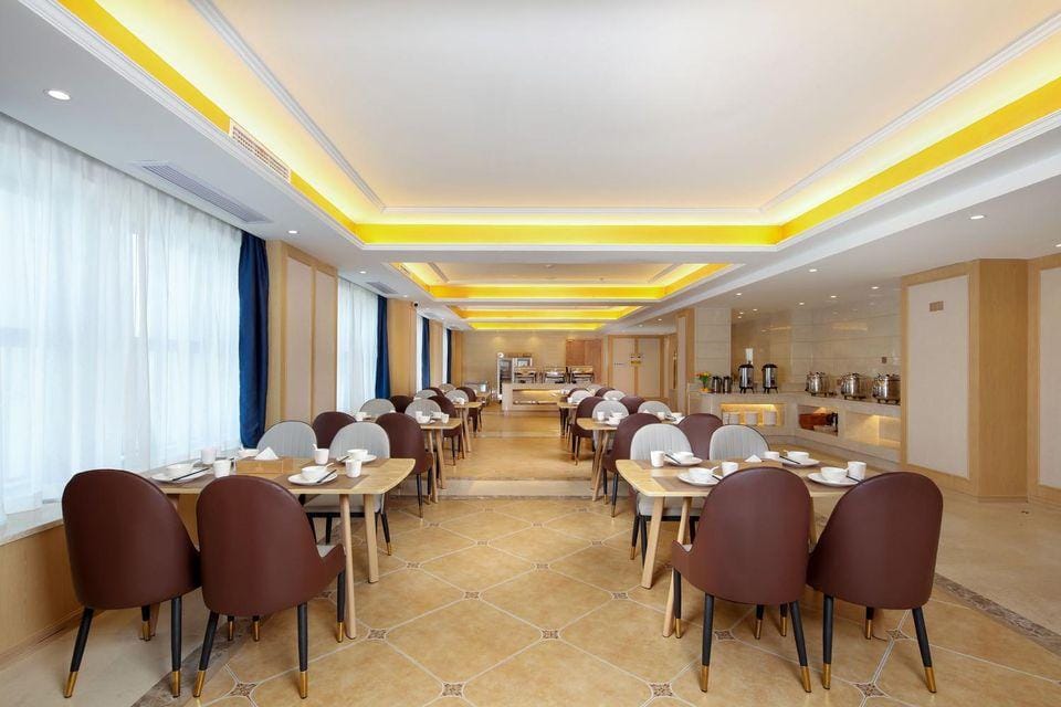 Vienna International Hotel (Huainan Economic and Technological Development Zone Branch) Hotel in Jiangsu