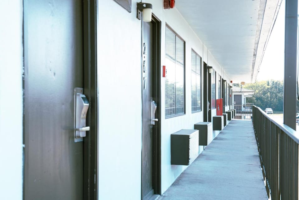 Anderson Inn, Anderson, Indiana Hotel in Anderson