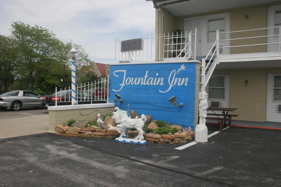 Fountain Inn Motel in Ohio