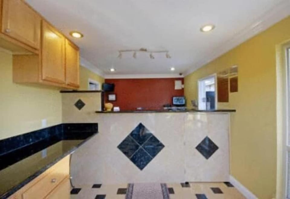 Oasis Inn Sacramento- Elk Grove Motel in Florin