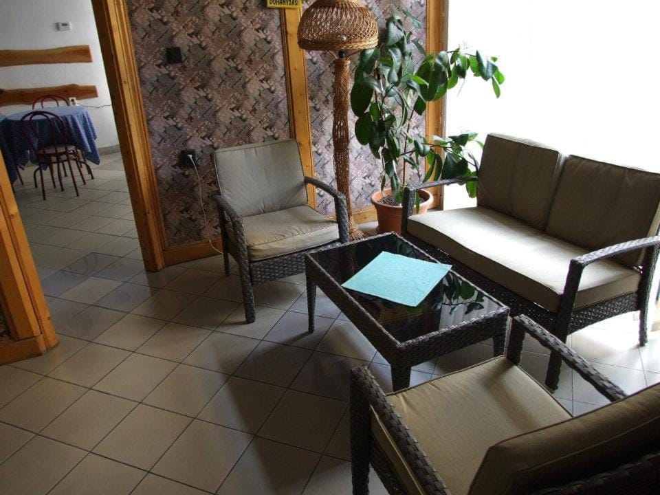 Bar/lounge