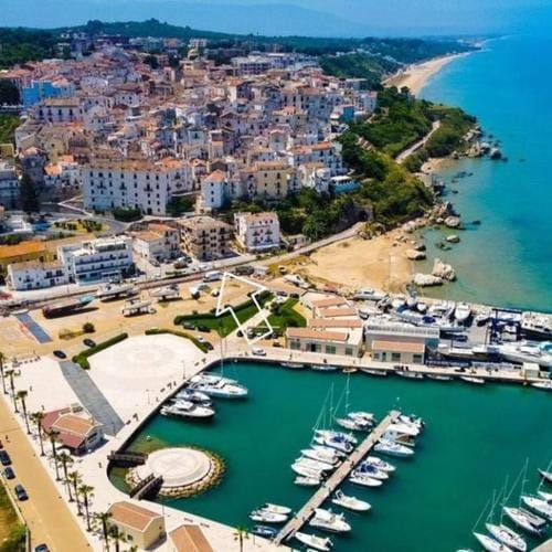 AMARE Bed & Breakfast Hotel in Rodi Garganico