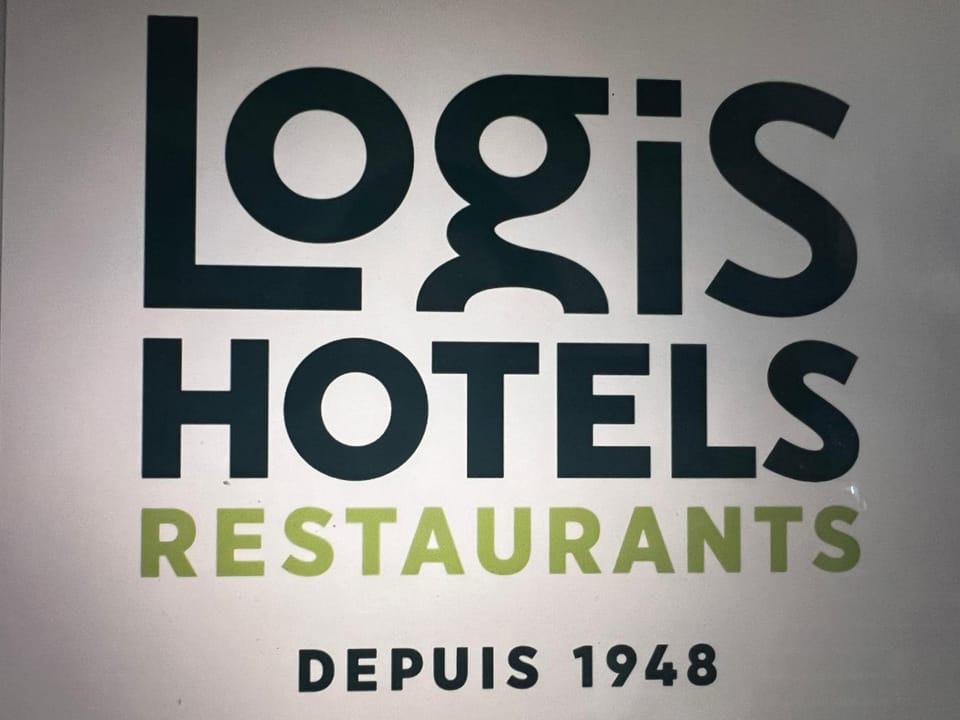 Logis Hotel Le Val Sarah Hotel in Normandy