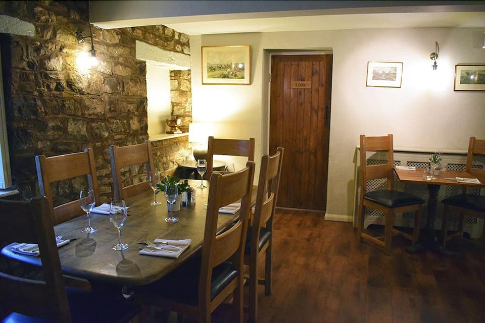 Fox & Hounds Hotel in Wales