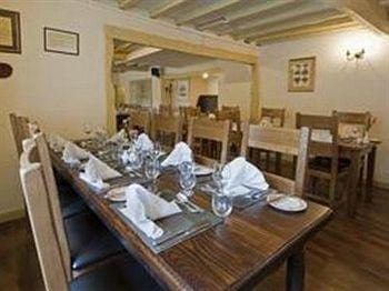 Fox & Hounds Hotel in Wales
