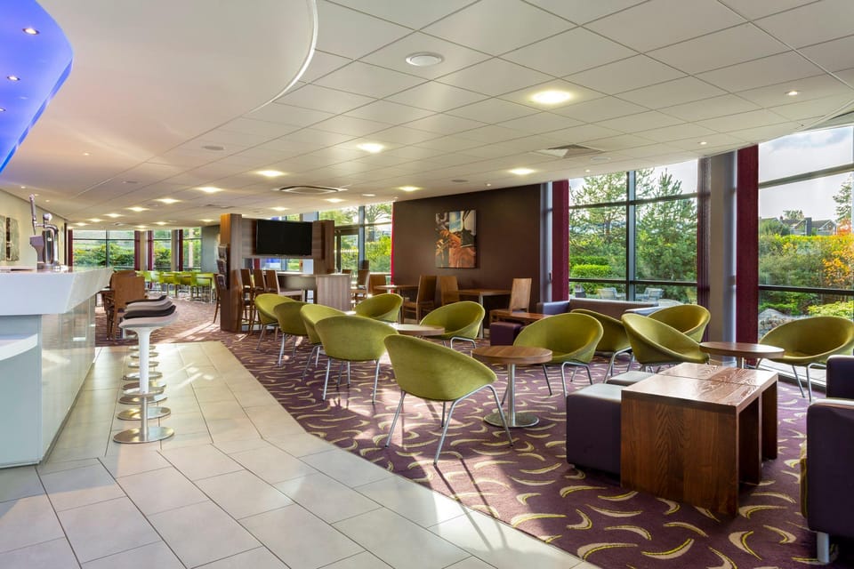 Holiday Inn Express Dunstable By IHG Hotel in Luton