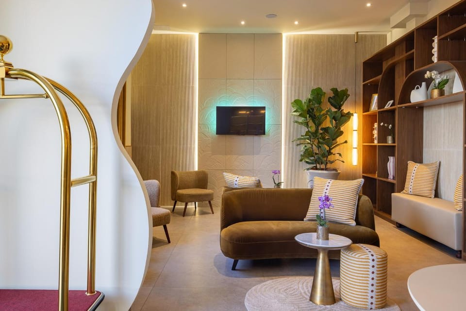 Hotel Royalmar Hotel in Cagnes-sur-Mer
