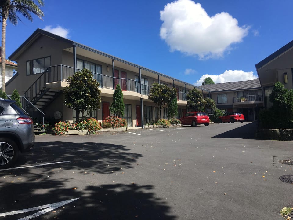 Cornwall Park Motor Inn Motel in Auckland