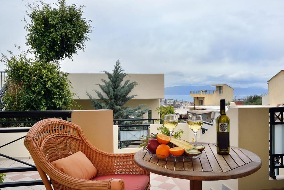 Mythos- Platanias- Hotel -Apts Hotel in Platanias