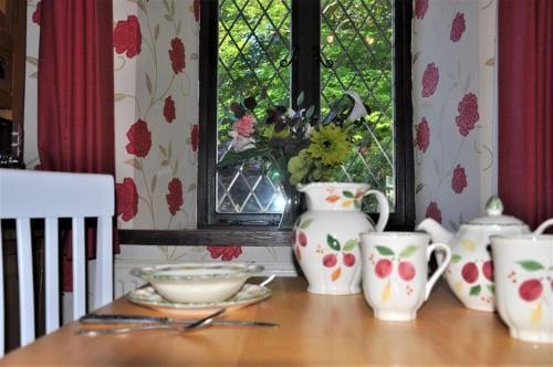 Charming Guest House in Cornish Countryside Hotel in England