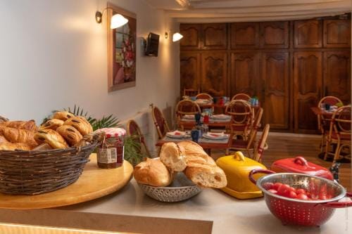 La Little Maison Hotel in Loches