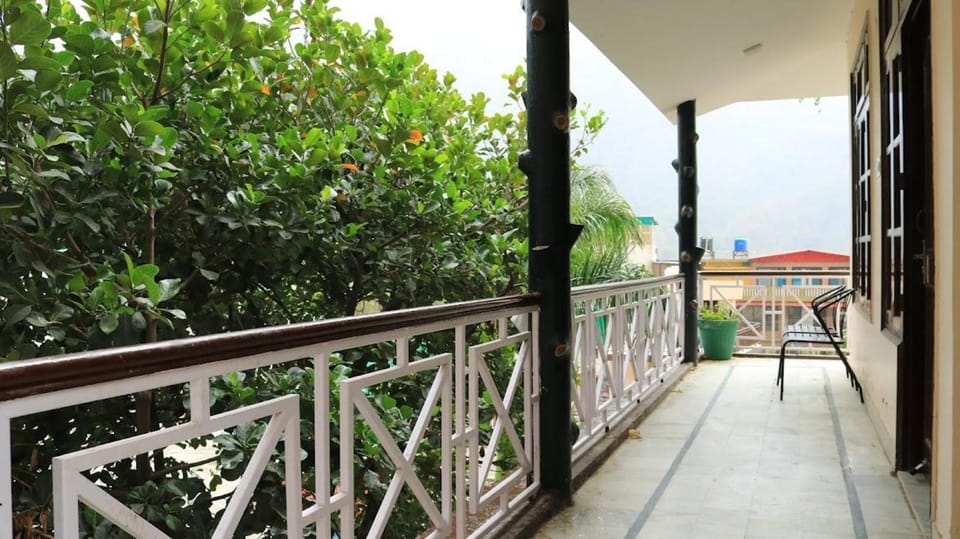 Gayatri Resorts Hotel in Rishikesh