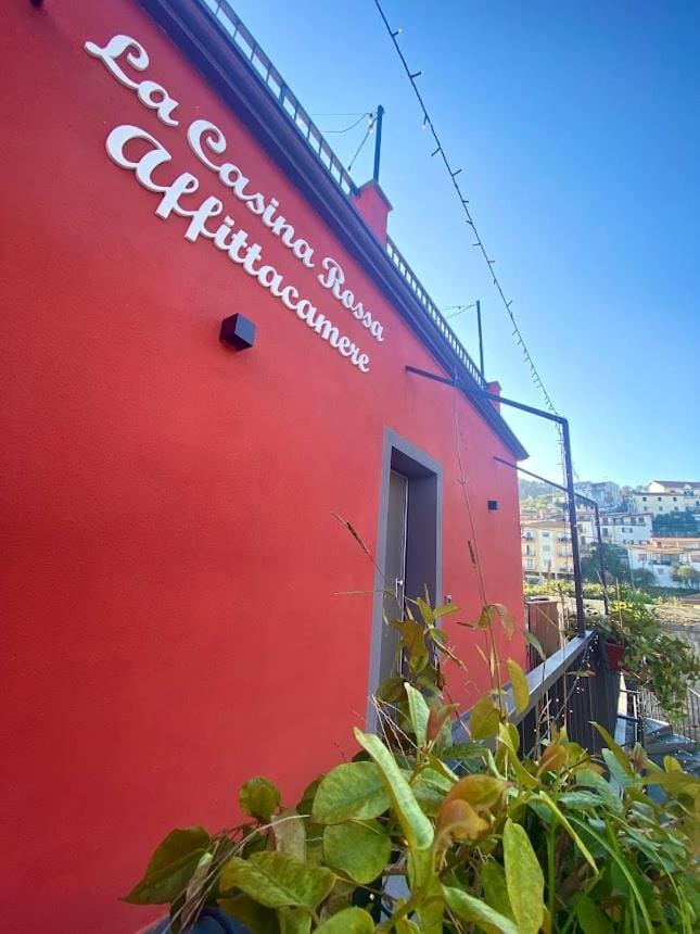La casina rossa Affittacamere Hotel in La Spezia