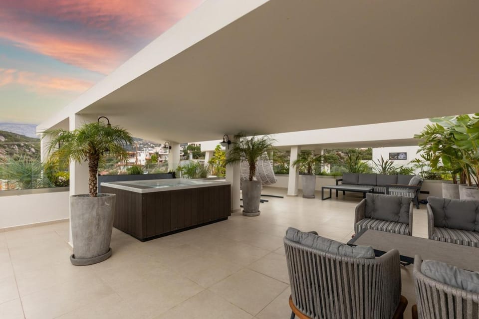 Lazar Lux Suites - Ammoudara Hotel in Lasithi