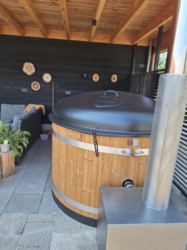Bed & breakfast Achter ons huis Hotel in North Brabant (province)