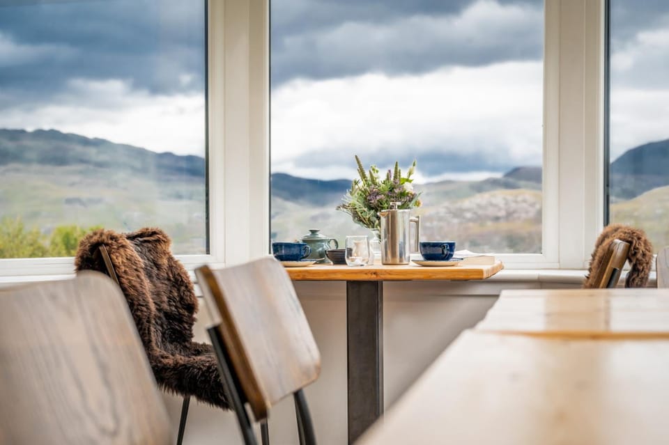 Newton Lodge Hotel in Scotland